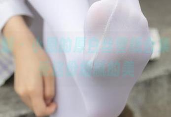 紧急企划 – 小恩的厚白丝壁纸合集，来感受这份细腻的美