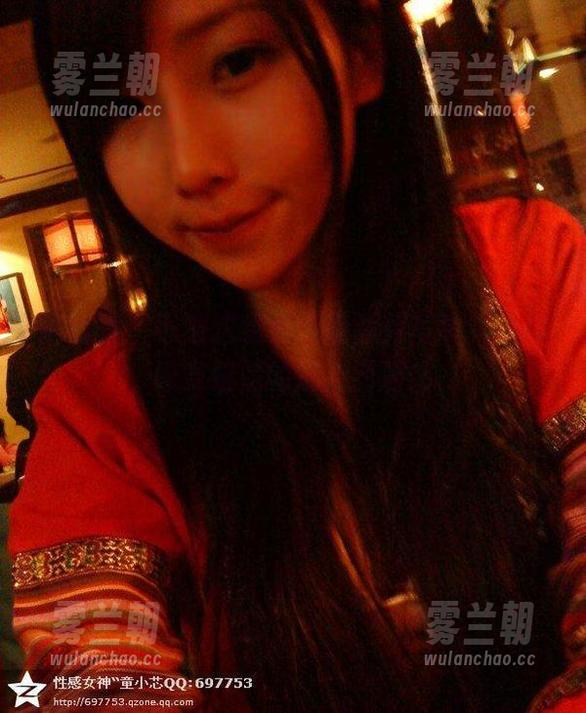 紫色哒豚豚 微密圈 - 下载这组紫色哒豚豚写真,让你感受姐姐的魅力四射!