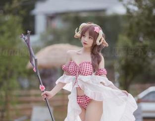 透过花铃Hana的镜头：高清写真带你看见那些不为人知的透明时光！