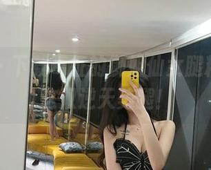 微密圈 – 下载葛征的御姐仙女腿精，膜拜这双逆天美腿！
