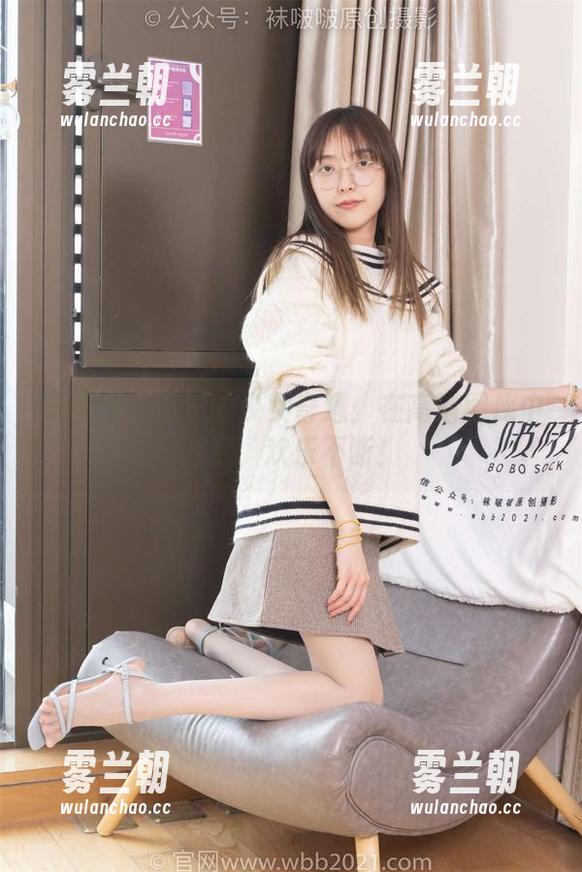 袜啵啵-小沫 袜啵啵 - 小沫的少女奇遇:在高清图库中游走,欢乐不断!