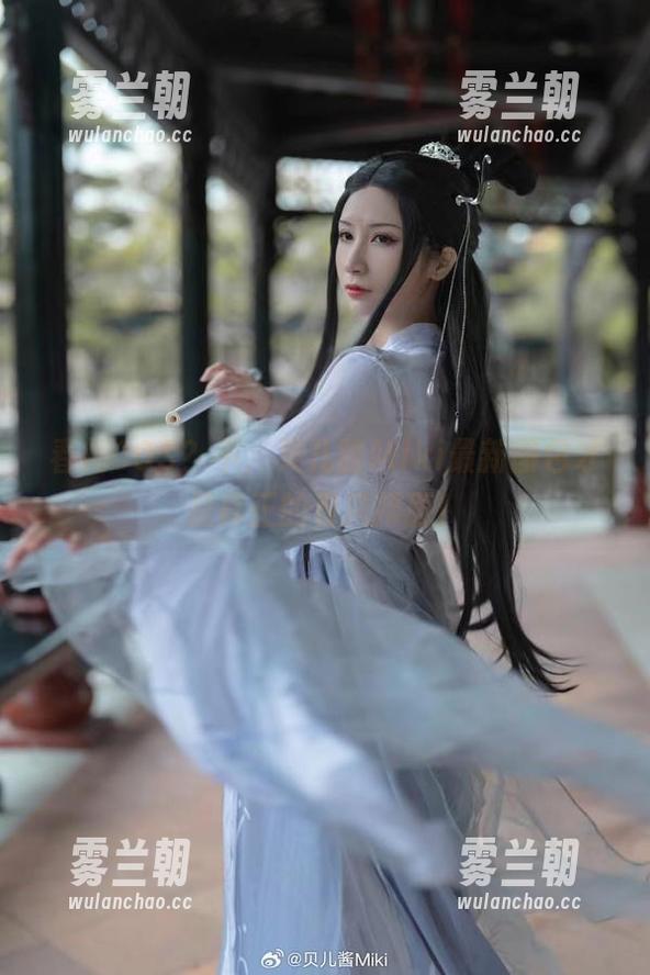 贝儿酱Miki 春梅COS?不,贝儿酱Miki最新图包才是真正的春风拂面!
