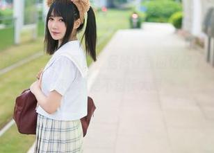 铭铭kizami的兔子女仆原图，居然让我回忆起了那些青涩的初恋，真是不想长大啊