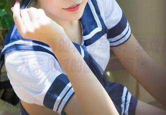 青豆客 – 艾小青的秘密写真：我敢打赌你从未见过的幽默瞬间！