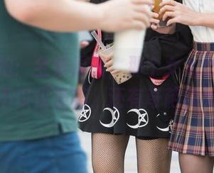 魔镜街拍：全集原图，那个女人给你带来的不仅仅是美，还有奇葩瞬间！