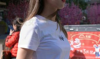 魔镜街拍：被女上司“留下”的那些瞬间，真是难以忘怀