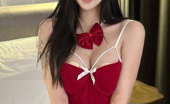 微密圈 – 护士在水中游泳，“鱼神鱼”的写真里藏着怎样的故事？