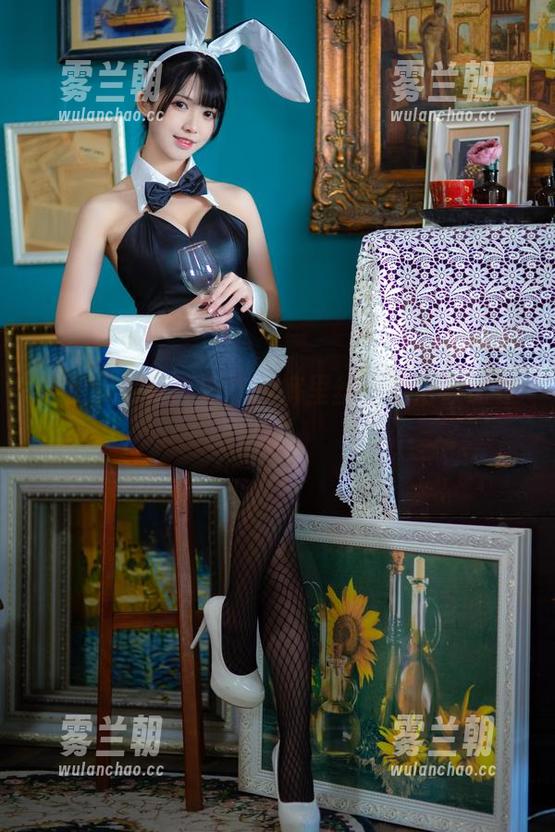 鳗鱼霏儿 鳗鱼霏儿写真新作,裤里丝,不怕被迷住吗?