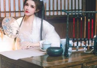 谁说宅女不能美？鹿八岁baby泳衣合集，真相来了！