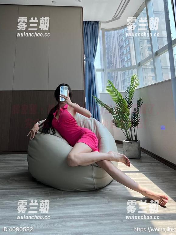 微密圈 - 被黎允熙baby的长腿震惊了，完全就是无圣光下的小仙女作品！
